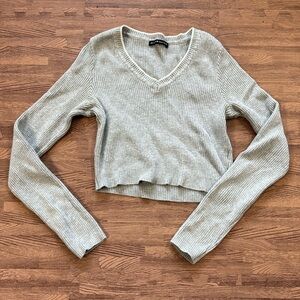 BRANDY MELVILE GRAY CROPPED V-NECK SWEATER